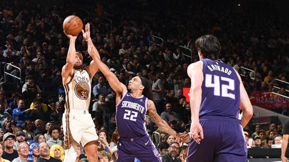8868体育官方入口-打一场就休一场！NBA“第一玻璃人”，31岁了还敢要价1.2亿大合同