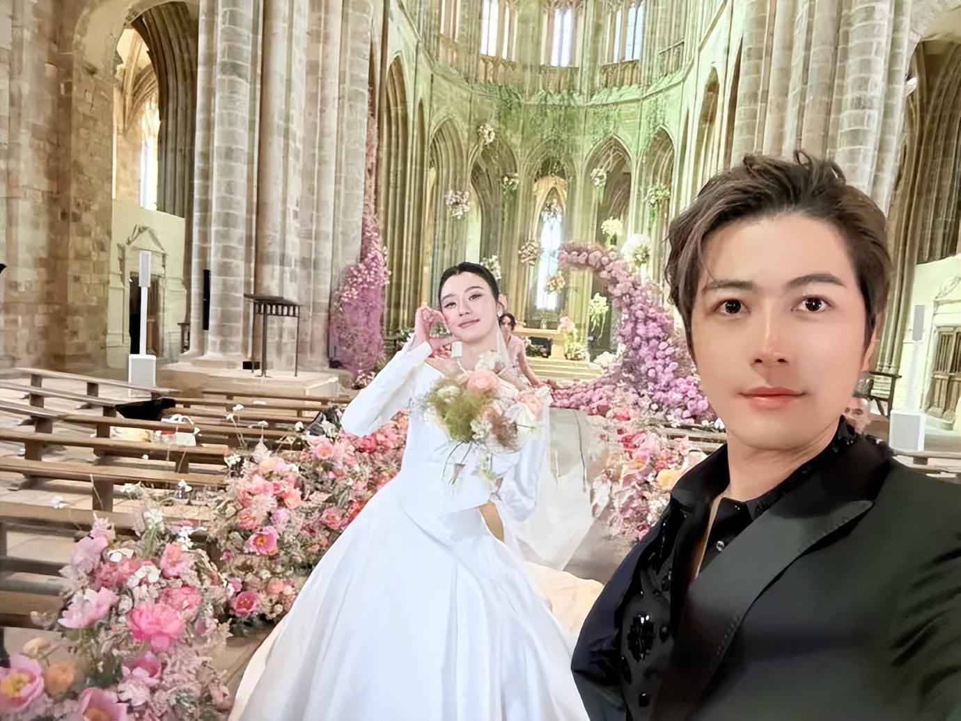 8868体育官方入口-陈学冬罕露面出席奚梦瑶何猷君婚礼，晒婚礼合照喊话：要幸福